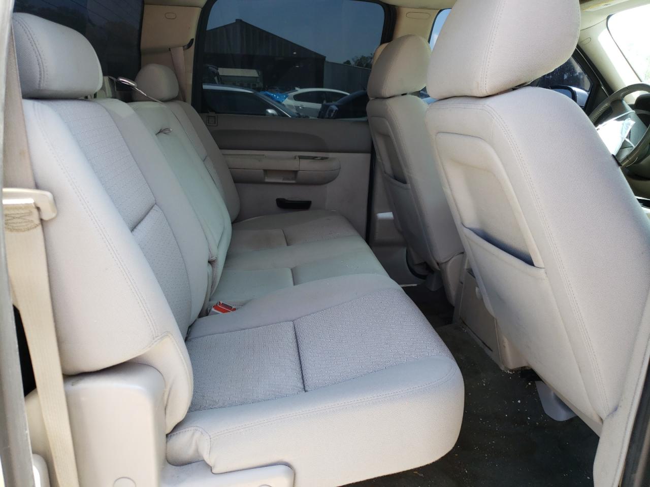 Photo 6 from auction – 2011 GMC SIERRA C15 with VIN 3GTP1VE00BG360918
