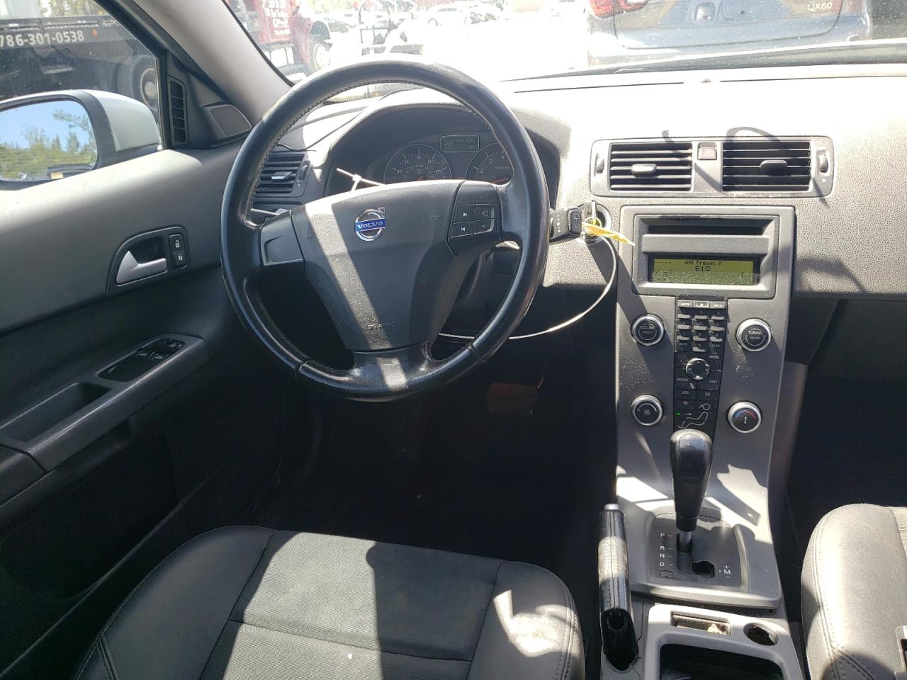 Photo 9 from auction – 2009 VOLVO C30 T5 with VIN YV1MK672492137170
