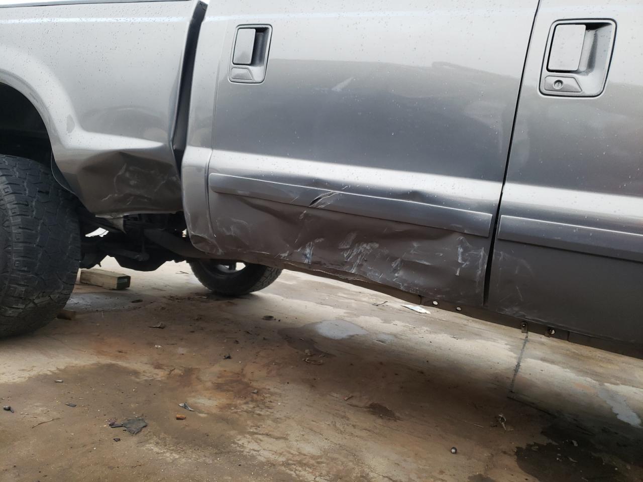 Photo 9 from auction – 2002 FORD F250 SUPER with VIN 1FTNW21F12EA57915