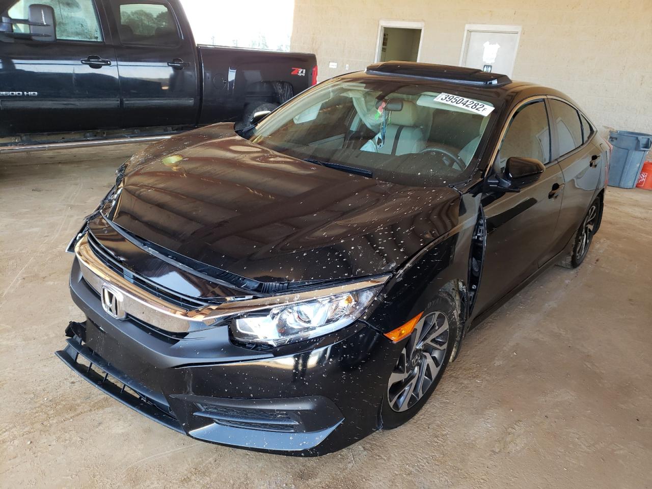 Photo 2 from auction – 2017 HONDA CIVIC EX with VIN 19XFC2F7XHE013391