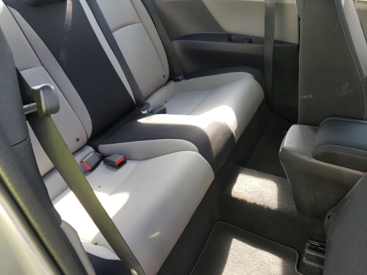 Photo 6 from auction – 2018 HONDA CIVIC LX with VIN 2HGFC4B58JH308484