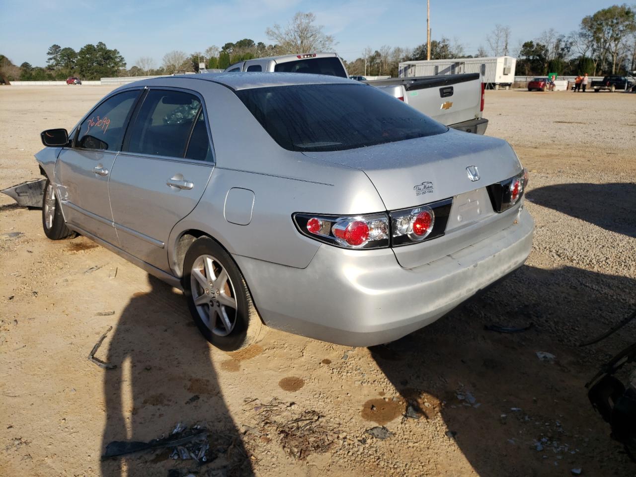 Photo 3 from auction – 2003 HONDA ACCORD EX with VIN 1HGCM66543A069958