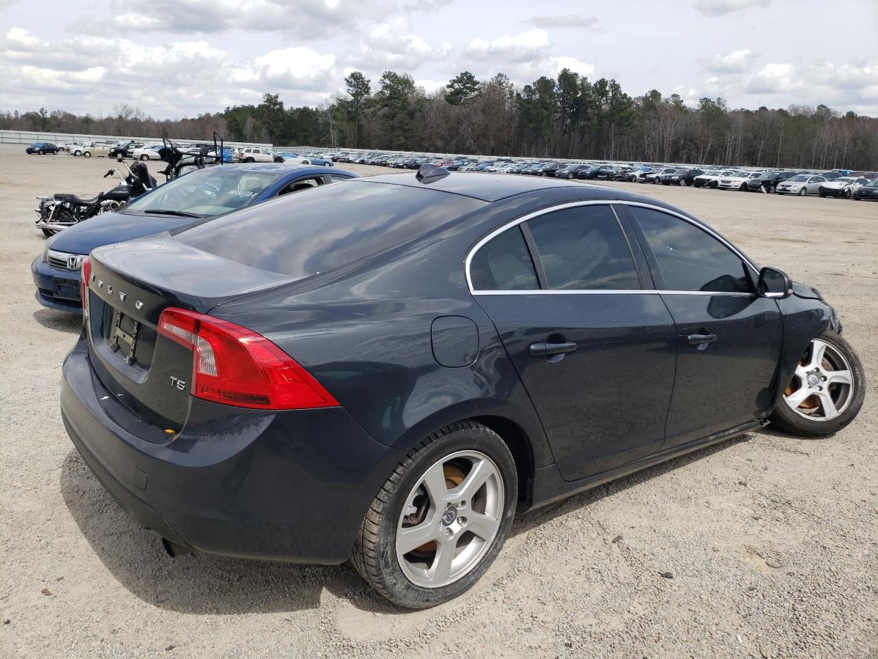 Photo 4 from auction – 2012 VOLVO S60 T5 with VIN YV1622FS0C2081223