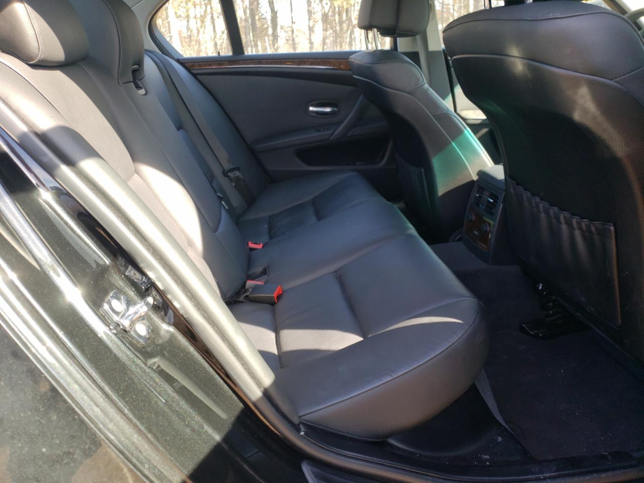 Photo 6 from auction – 2008 BMW 528 XI with VIN WBANV13518CZ53277