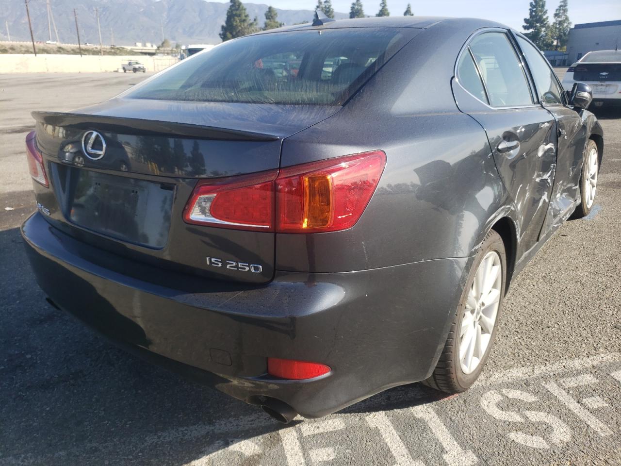 Photo 4 from auction – 2009 LEXUS IS 250 with VIN JTHBK262095103957