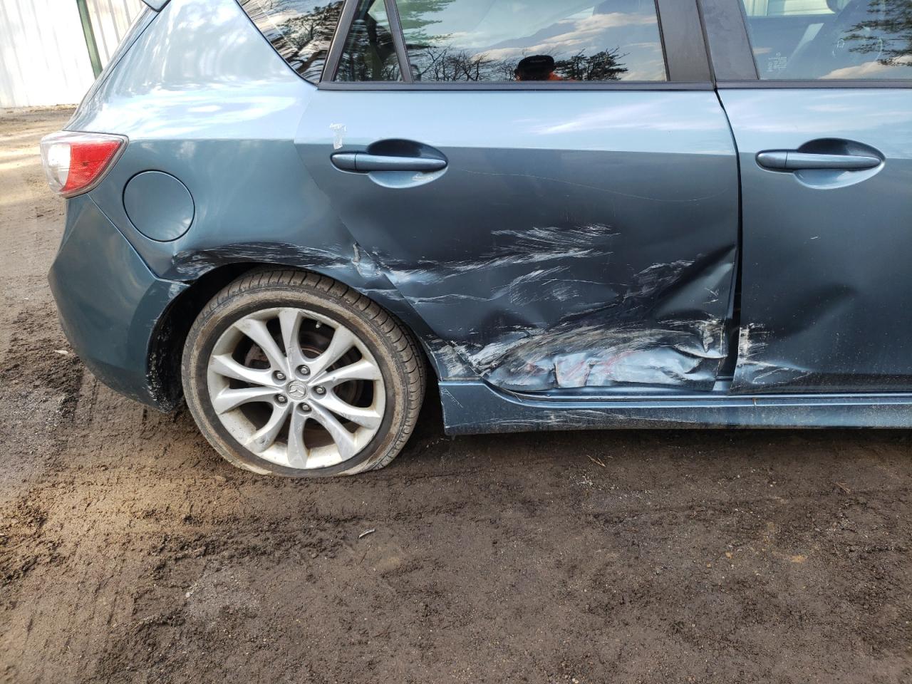 Photo 9 from auction – 2010 MAZDA 3 S with VIN JM1BL1H52A1220533