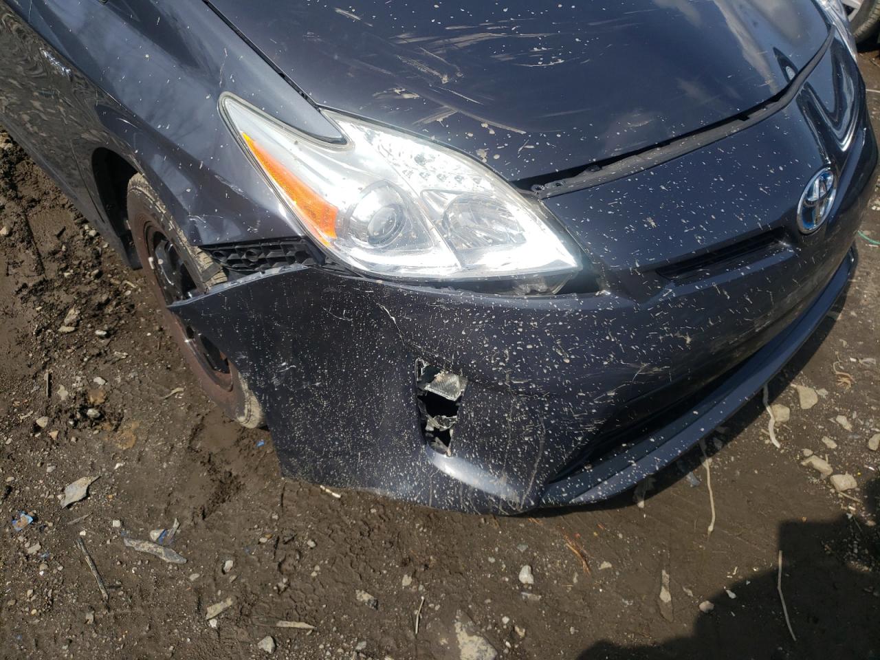 Photo 9 from auction – 2013 TOYOTA PRIUS with VIN JTDKN3DU3D5655321