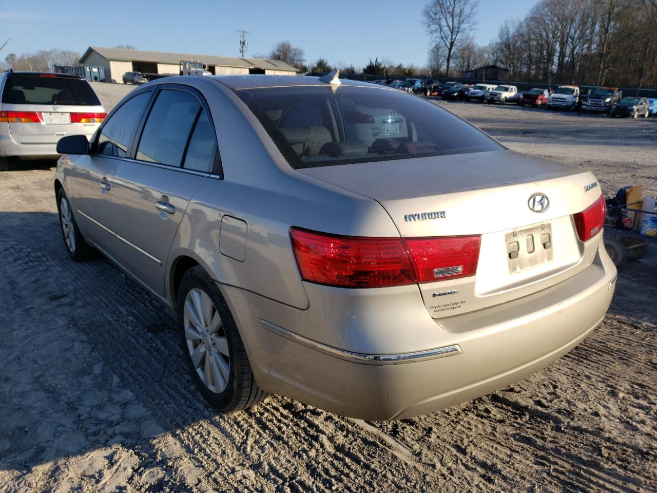 Photo 3 from auction – 2009 HYUNDAI SONATA SE with VIN 5NPEU46C79H503740