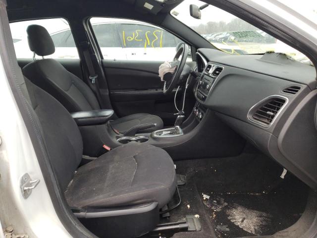 Photo 5 from auction – 2014 CHRYSLER UK with VIN 1C3CCBABXEN213889