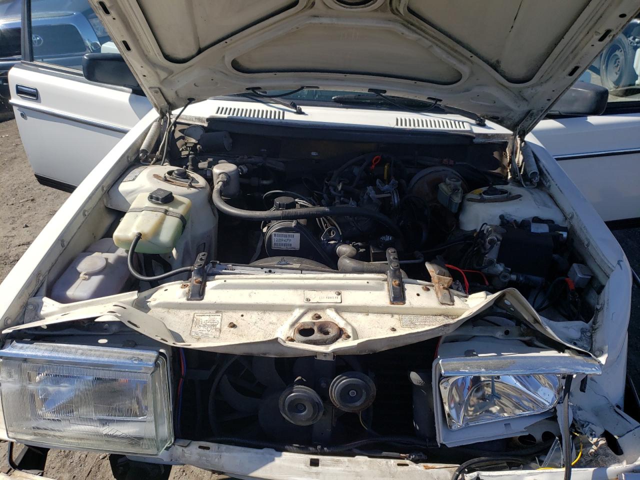 Photo 7 from auction – 1991 VOLVO 240 with VIN YV1AA8842M1436267
