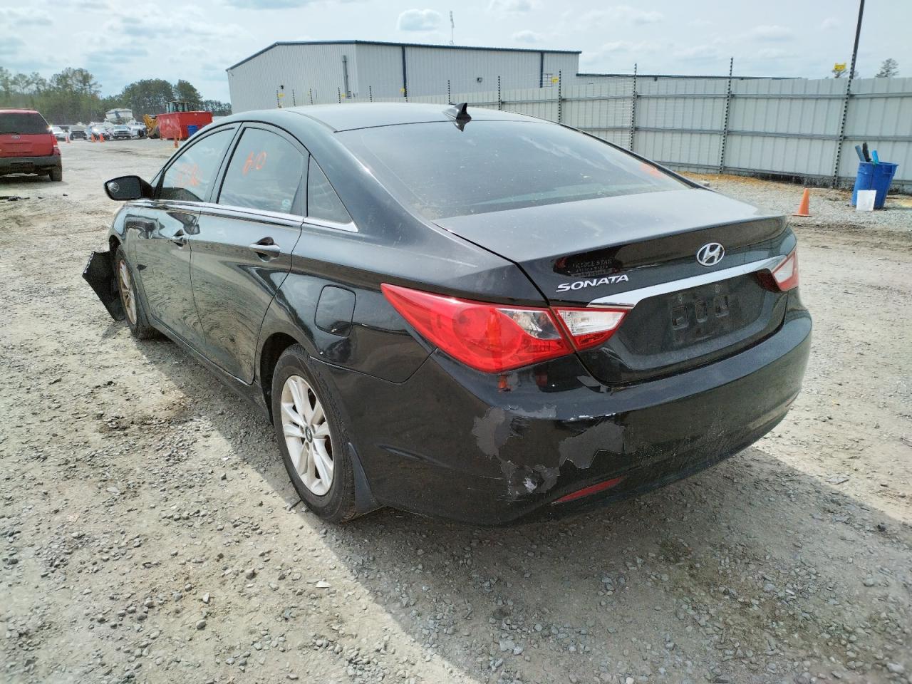 Photo 3 from auction – 2013 HYUNDAI SONATA GLS with VIN 5NPEB4AC7DH697448