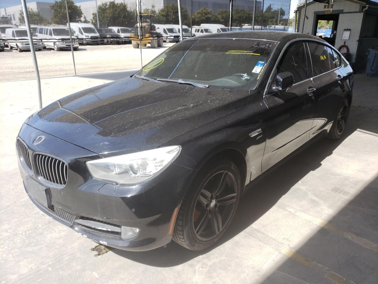 Photo 2 from auction – 2011 BMW 535 XIGT with VIN WBASP2C52BC337744