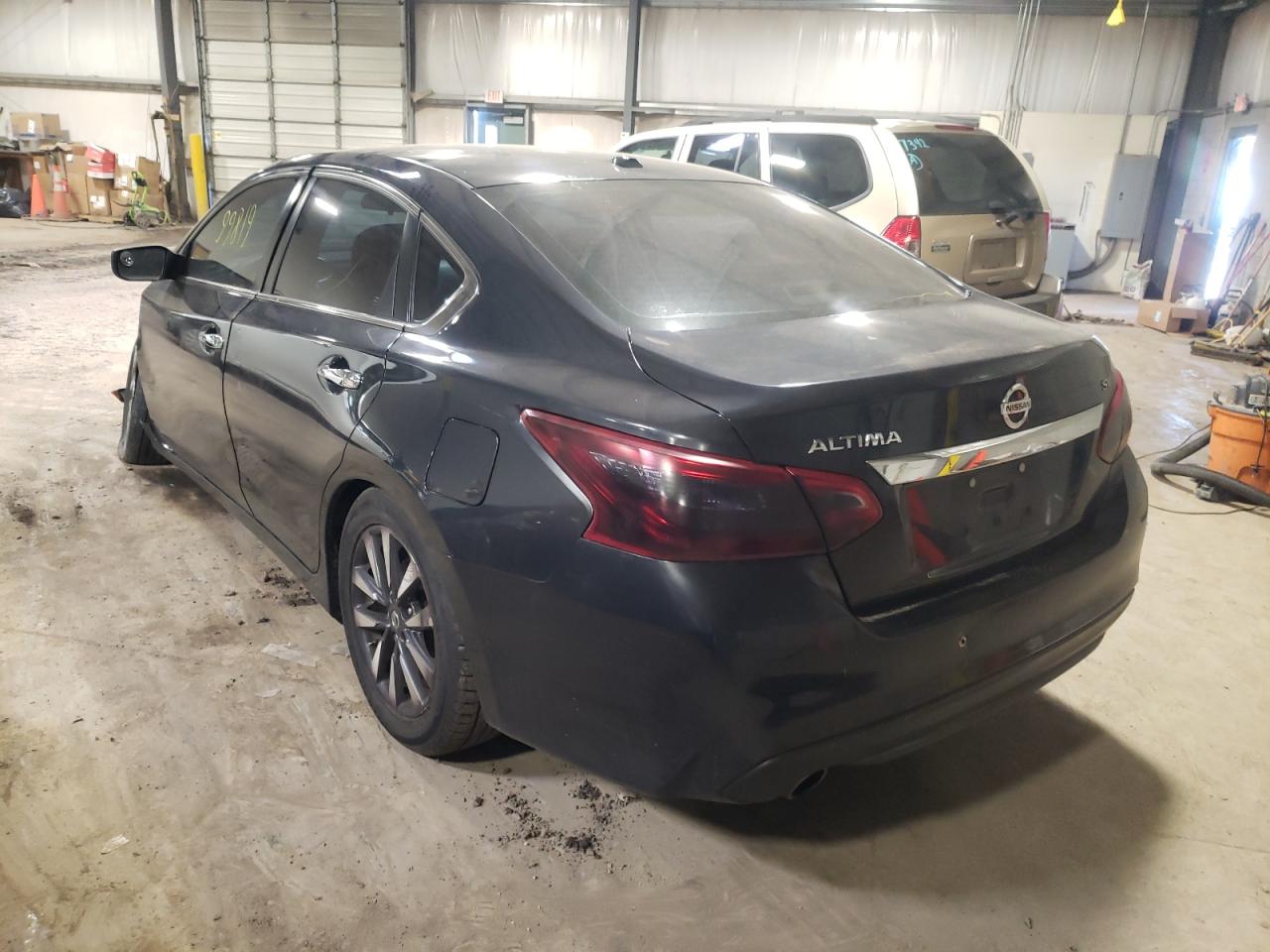 Photo 3 from auction – 2017 NISSAN ALTIMA 2.5 with VIN 1N4AL3AP1HC237539