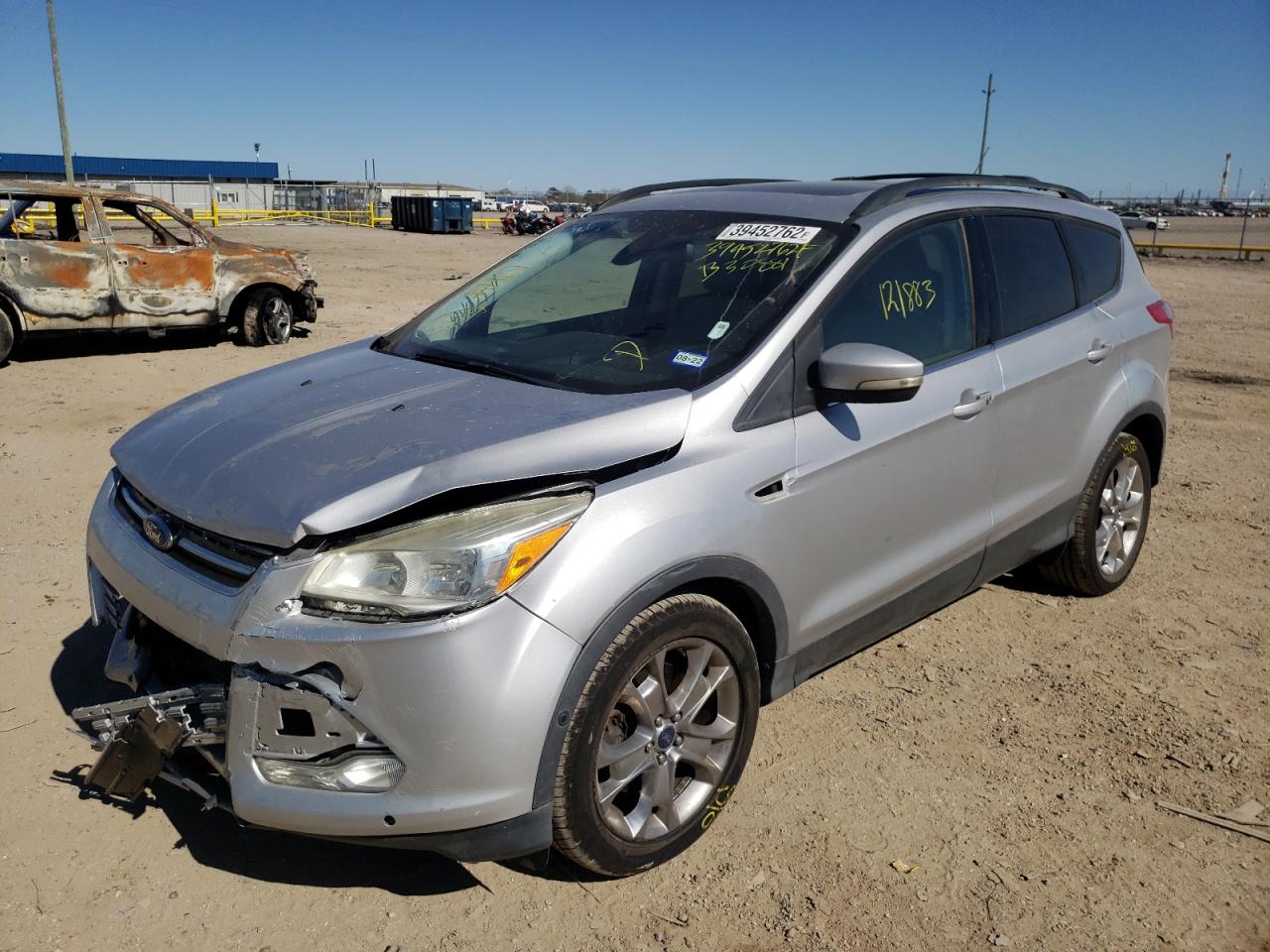 Photo 2 from auction – 2013 FORD ESCAPE SEL with VIN 1FMCU9H90DUB30881