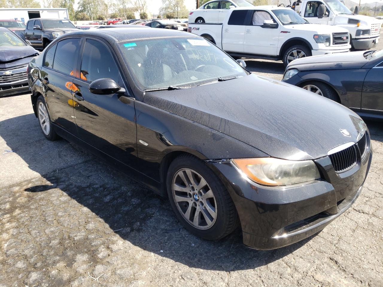 BMW 328 I 2007 with VIN WBAVA37527NL13275 - Photo from auction