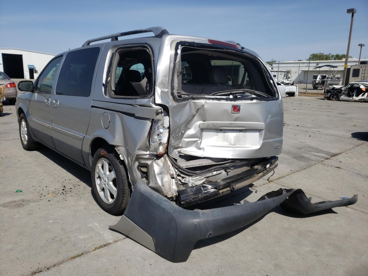 Photo 3 from auction – 2005 SATURN RELAY 3 with VIN 5GZDX23L75D250221