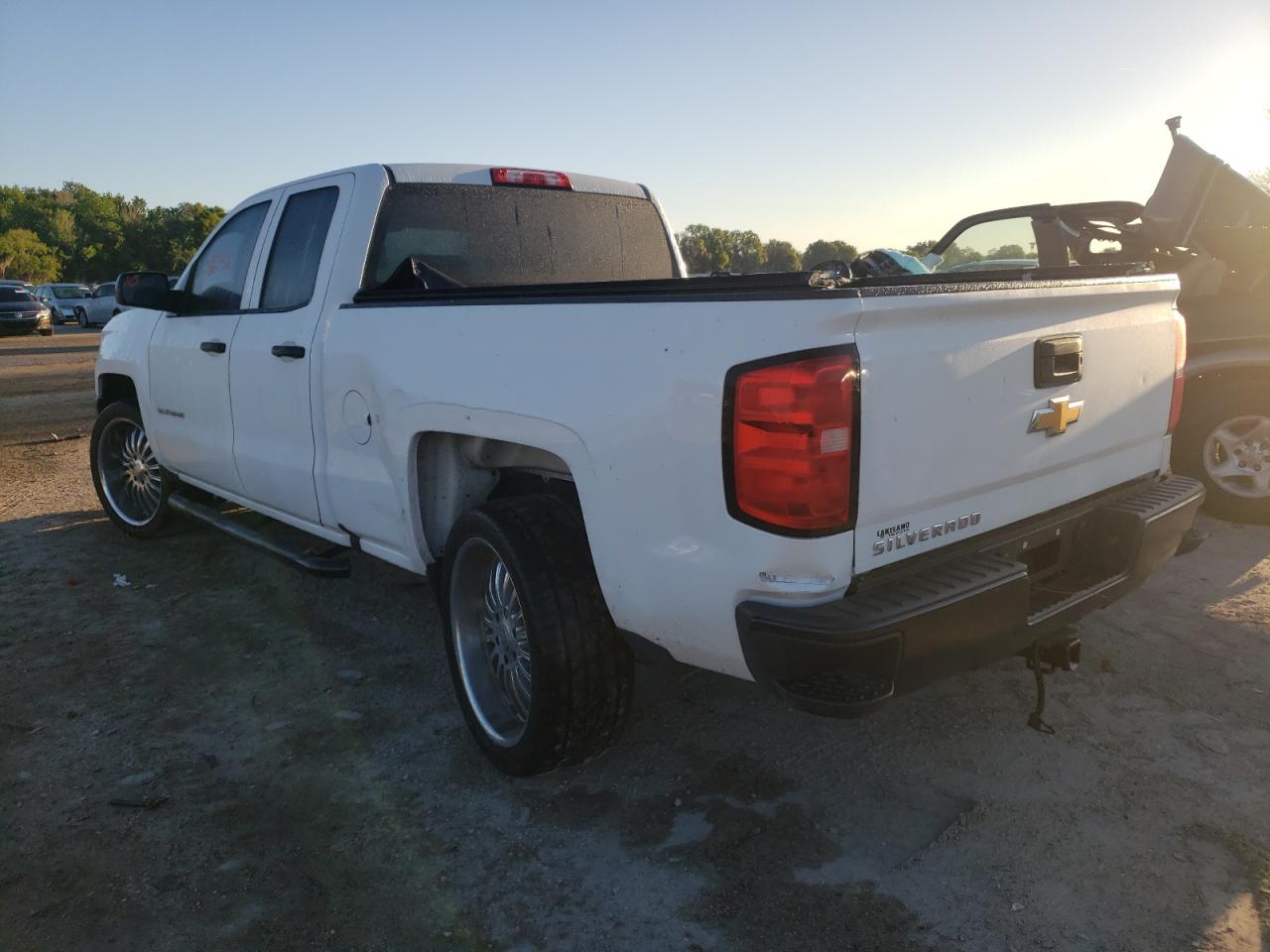 Photo 3 from auction – 2016 CHEVROLET SILVERADO with VIN 1GCRCNEH1GZ207660