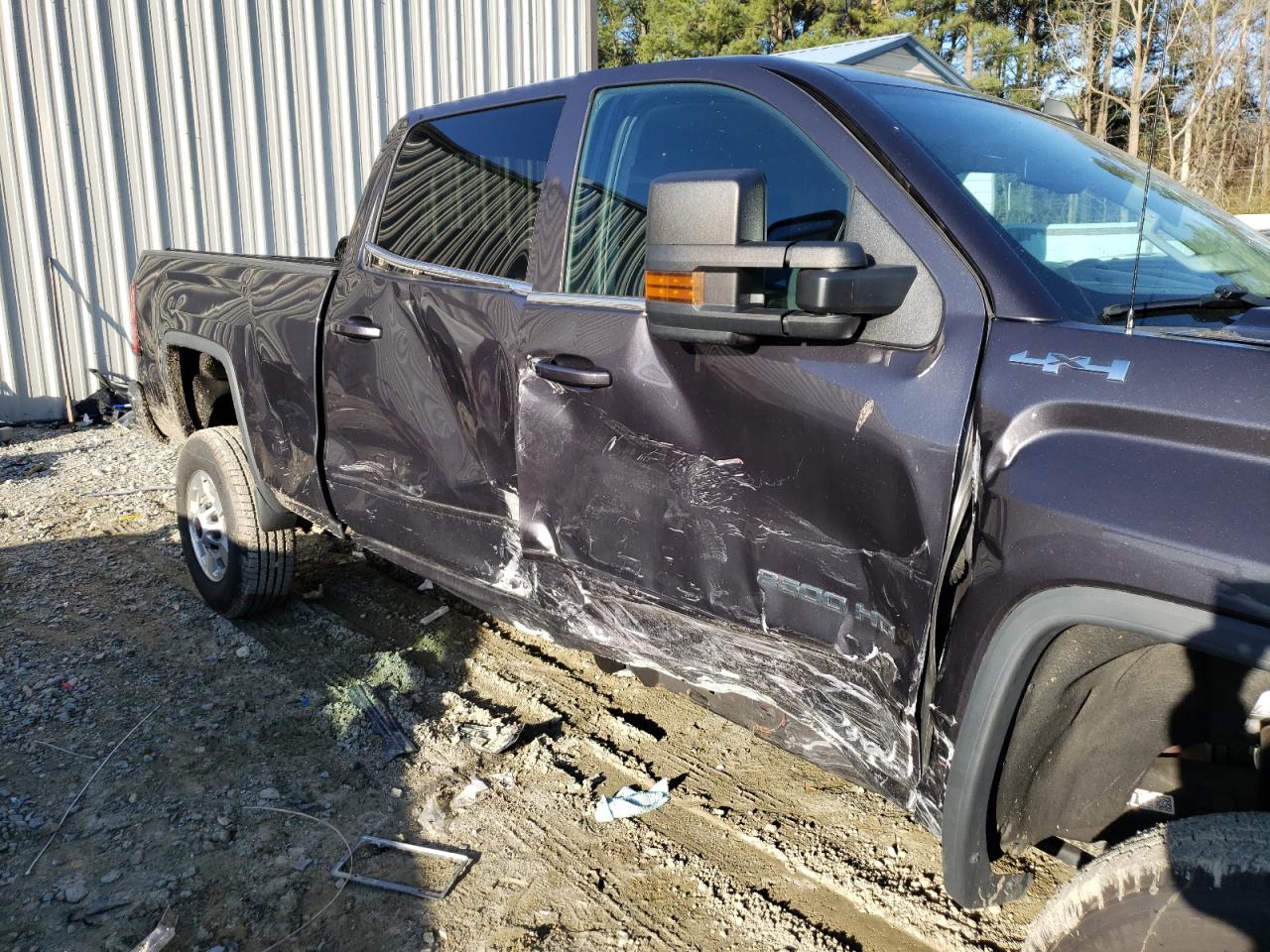 Photo 9 from auction – 2015 GMC SIERRA K25 with VIN 1GT12YEG5FF666280