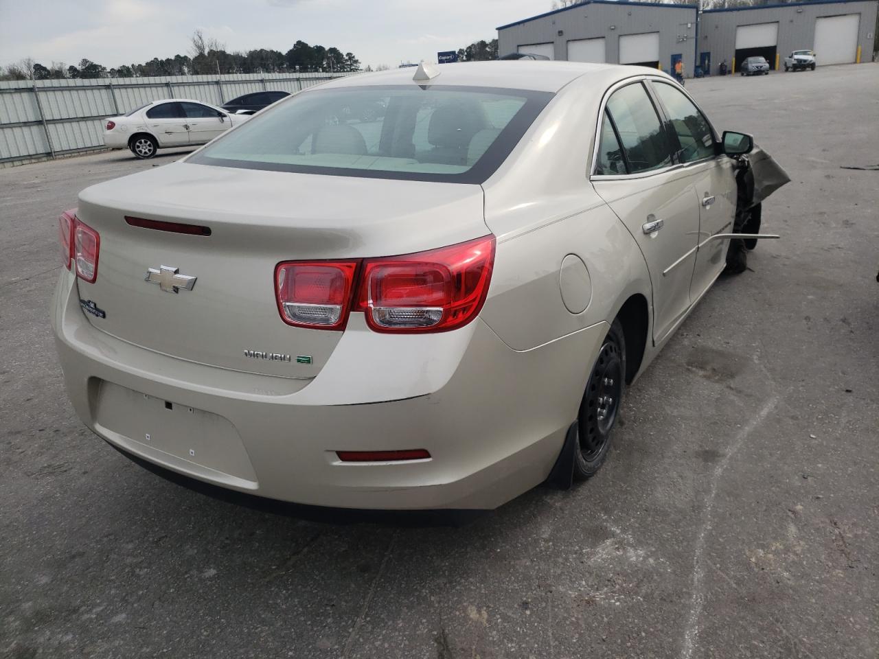 Photo 4 from auction – 2013 CHEVROLET MALIBU 2LT with VIN 1G11F5SR3DF323157