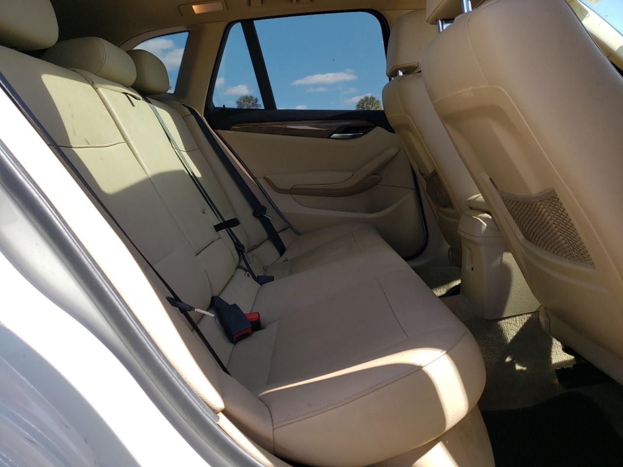 Photo 6 from auction – 2013 BMW X1 SDRIVE2 with VIN WBAVM1C56DVW43742