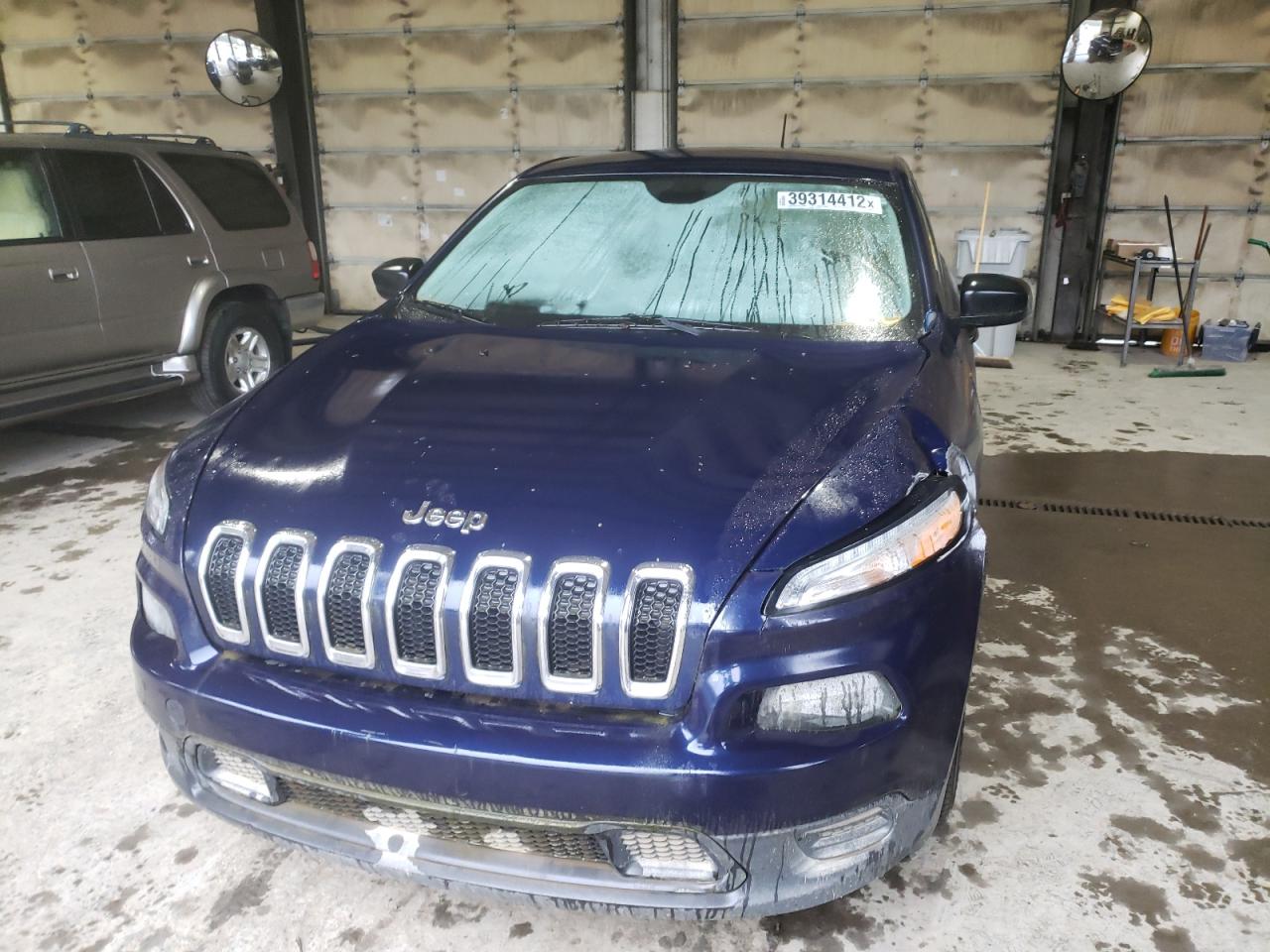 Photo 9 from auction – 2014 JEEP CHEROKEE S with VIN 1C4PJLAB0EW133438