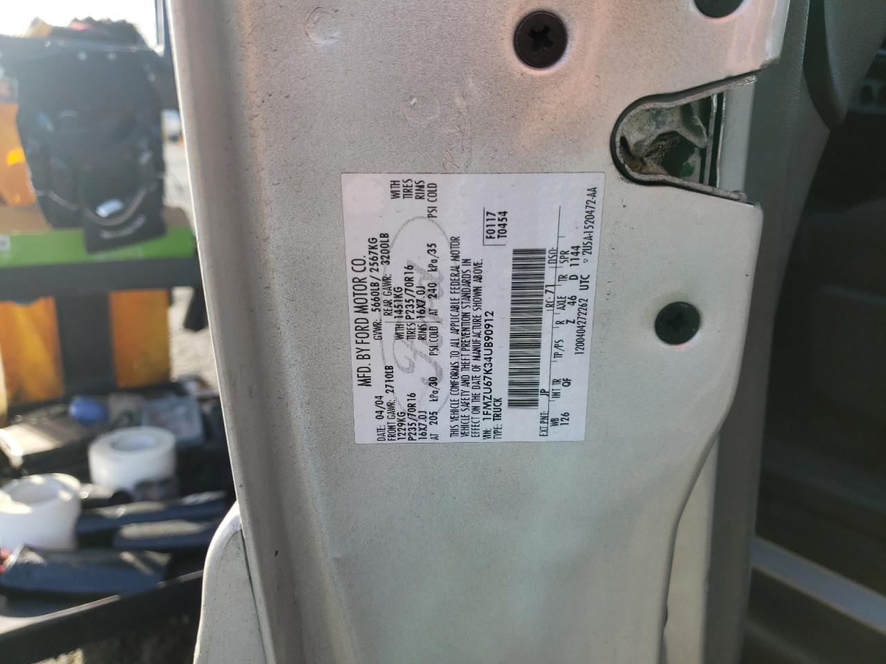 Photo 10 from auction – 2004 FORD EXPLORER S with VIN 1FMZU67K34UB90912