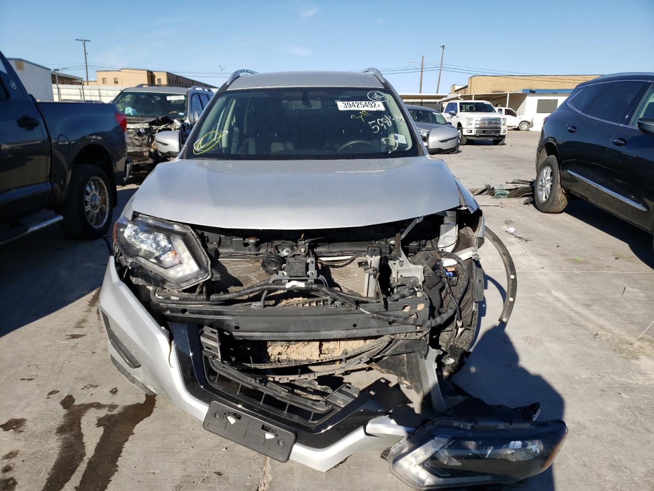 Photo 9 from auction – 2017 NISSAN ROGUE S with VIN KNMAT2MTXHP598144