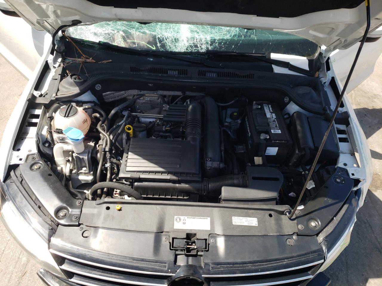 Photo 7 from auction – 2017 VOLKSWAGEN JETTA SE with VIN 3VWDB7AJ4HM393423