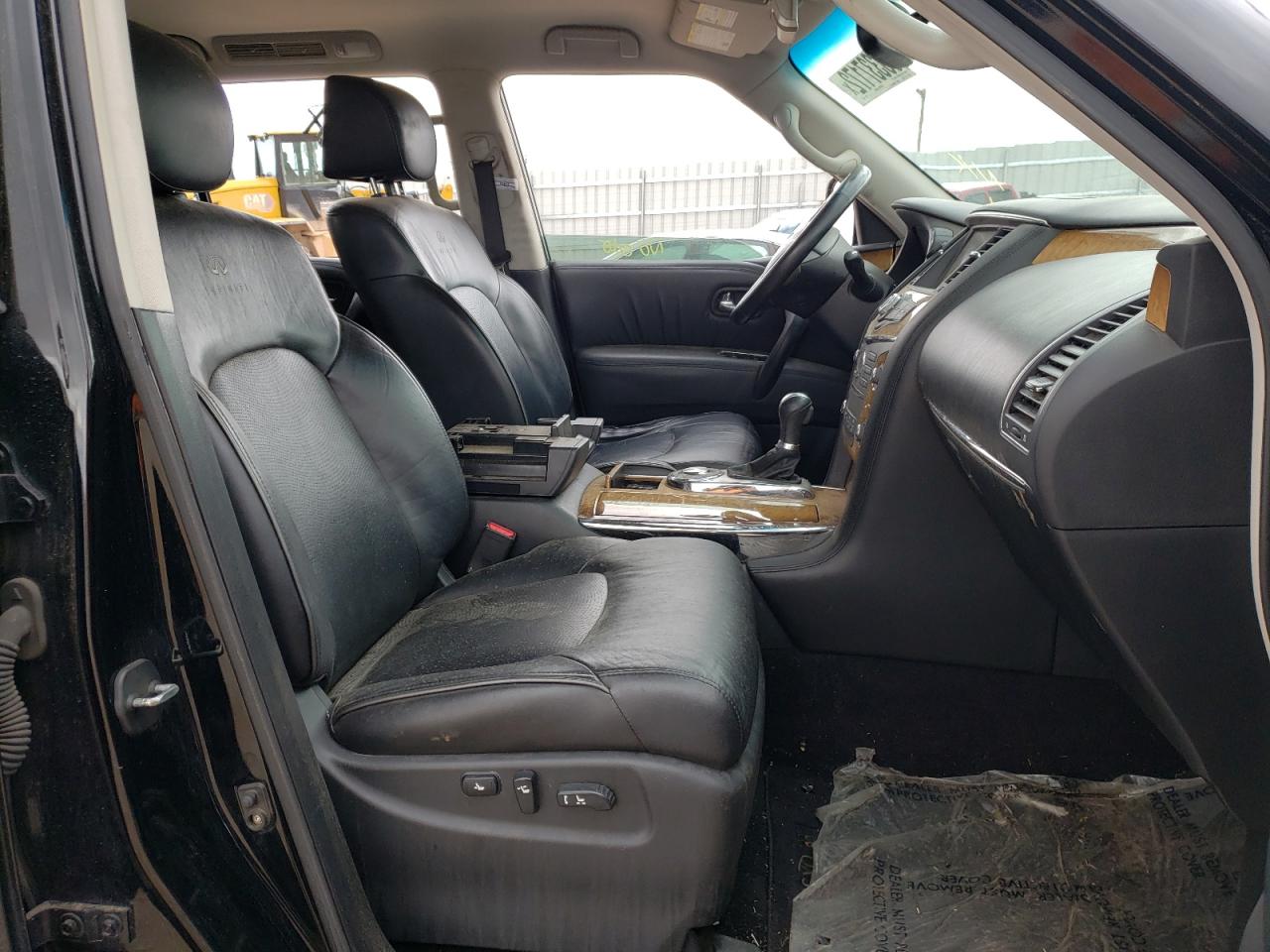 Photo 5 from auction – 2012 INFINITI QX56 with VIN JN8AZ2ND4C9716454