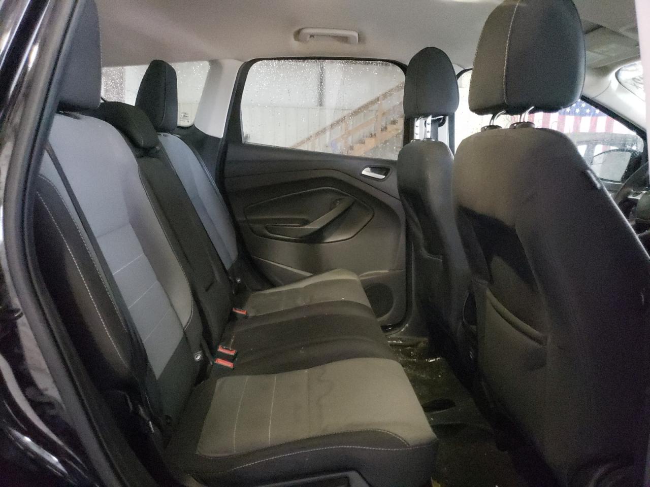 Photo 6 from auction – 2016 FORD ESCAPE SE with VIN 1FMCU0GX7GUB96408