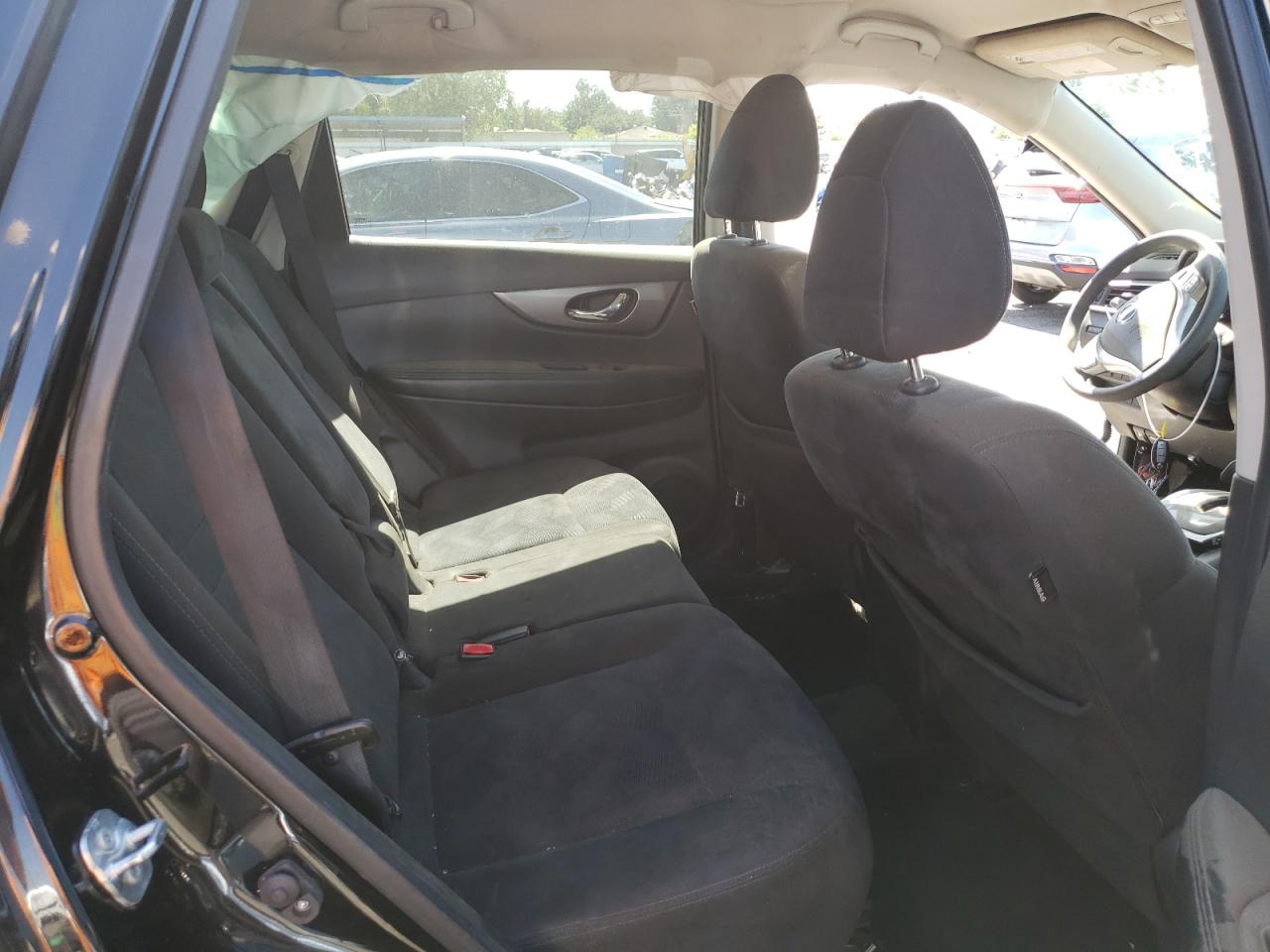 Photo 6 from auction – 2015 NISSAN ROGUE S with VIN KNMAT2MT8FP531894