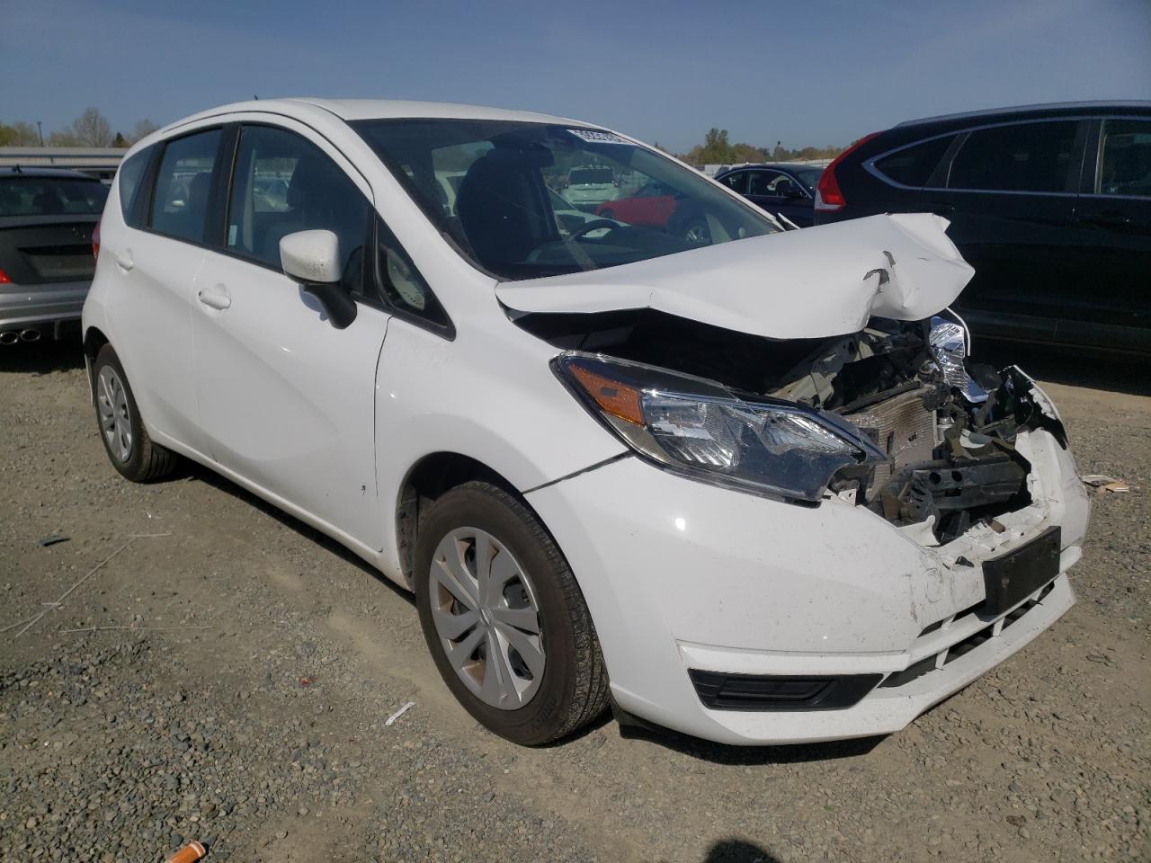 NISSAN VERSA NOTE 2019 with VIN 3N1CE2CP3KL361492 - Photo from auction