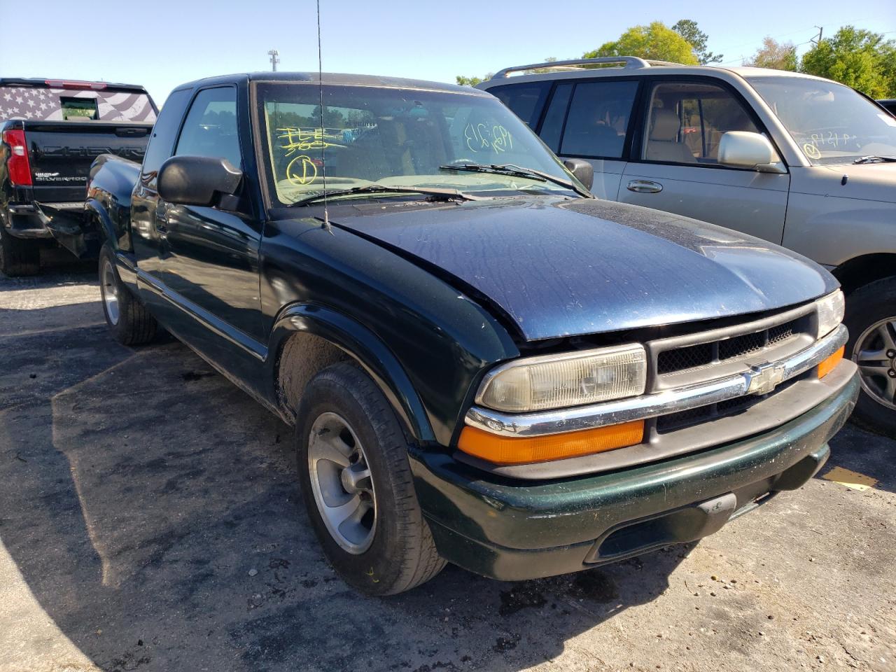 CHEVROLET S10 PICKUP 2002 con VIN 1GCCS195828139972 - Foto de la subasta