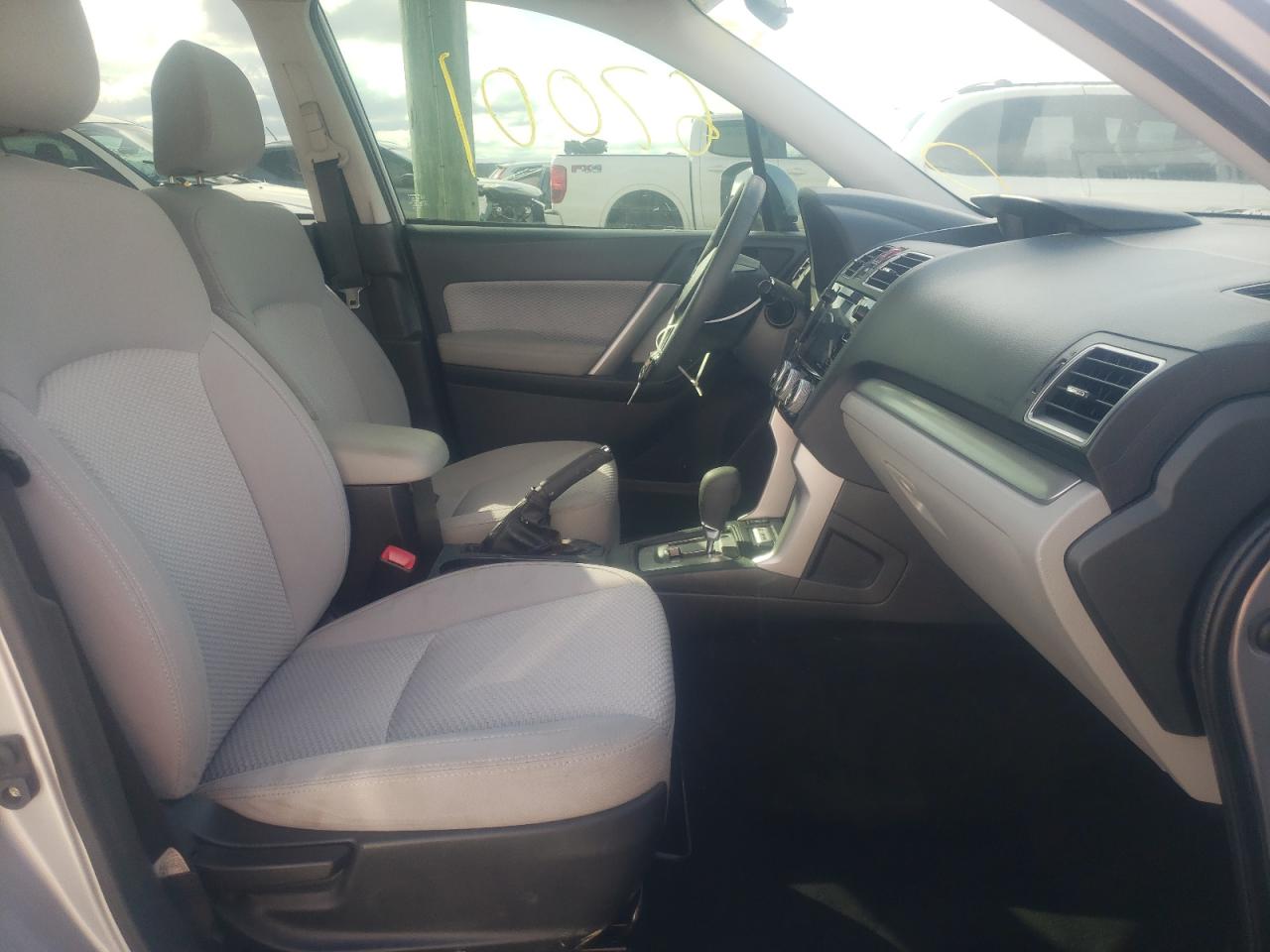 Photo 5 from auction – 2017 SUBARU FORESTER 2 with VIN JF2SJAEC4HH475468