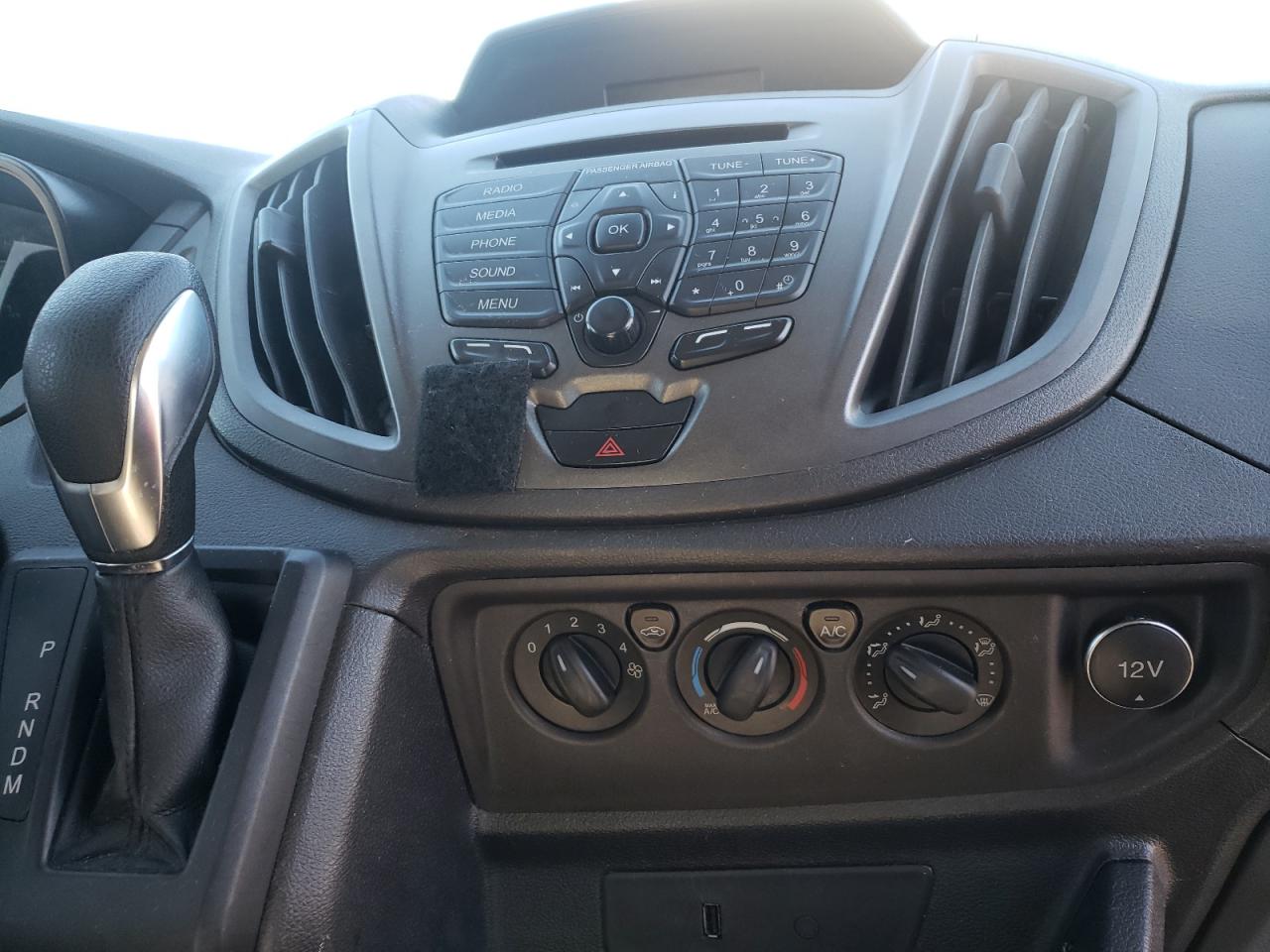 Photo 9 from auction – 2019 FORD TRANSIT T- with VIN 1FTYR2CM1KKB07844