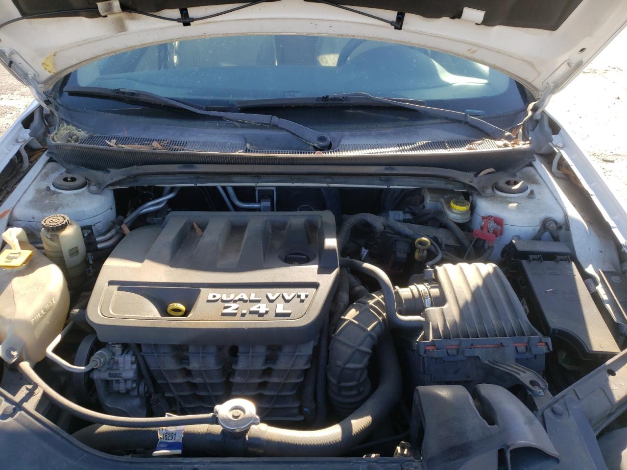 Photo 7 from auction – 2012 CHRYSLER 200 with VIN 1C3CCBAB2CN105733