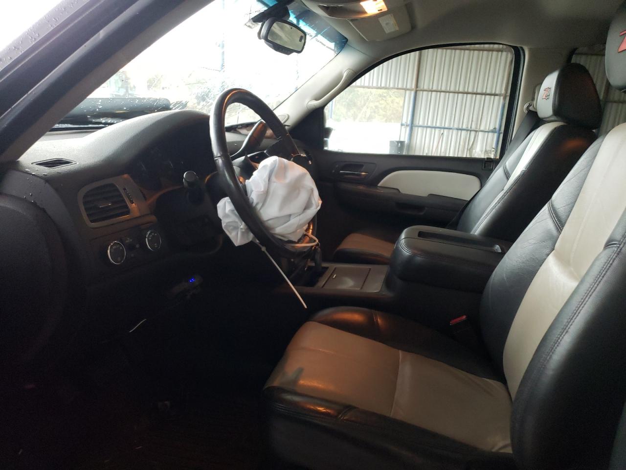 Photo 5 from auction – 2008 GMC SIERRA K15 with VIN 2GTEK13MX81229869