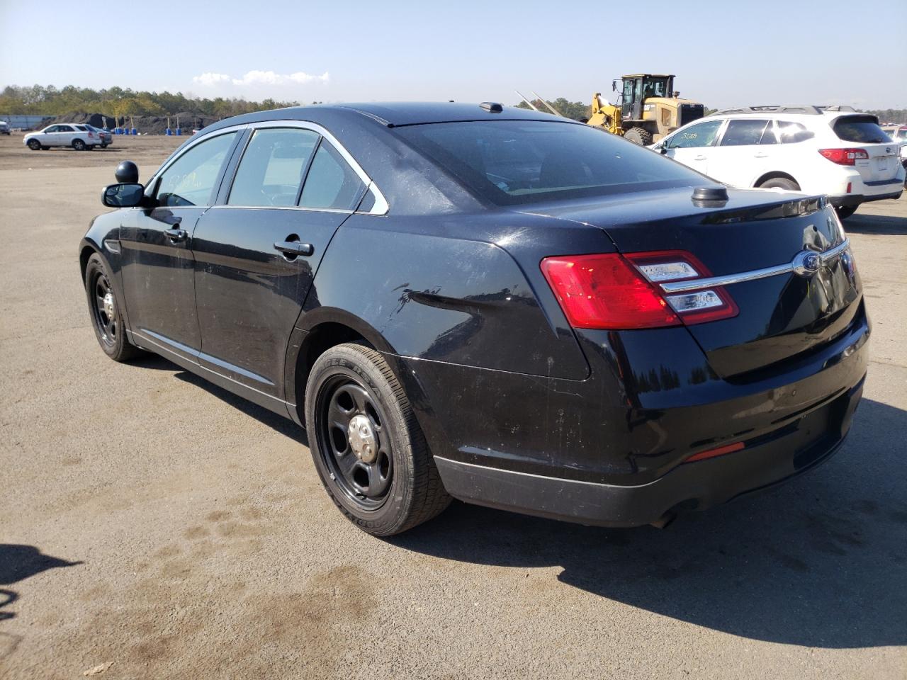 Photo 3 from auction – 2018 FORD TAURUS POL with VIN 1FAHP2L82JG104189