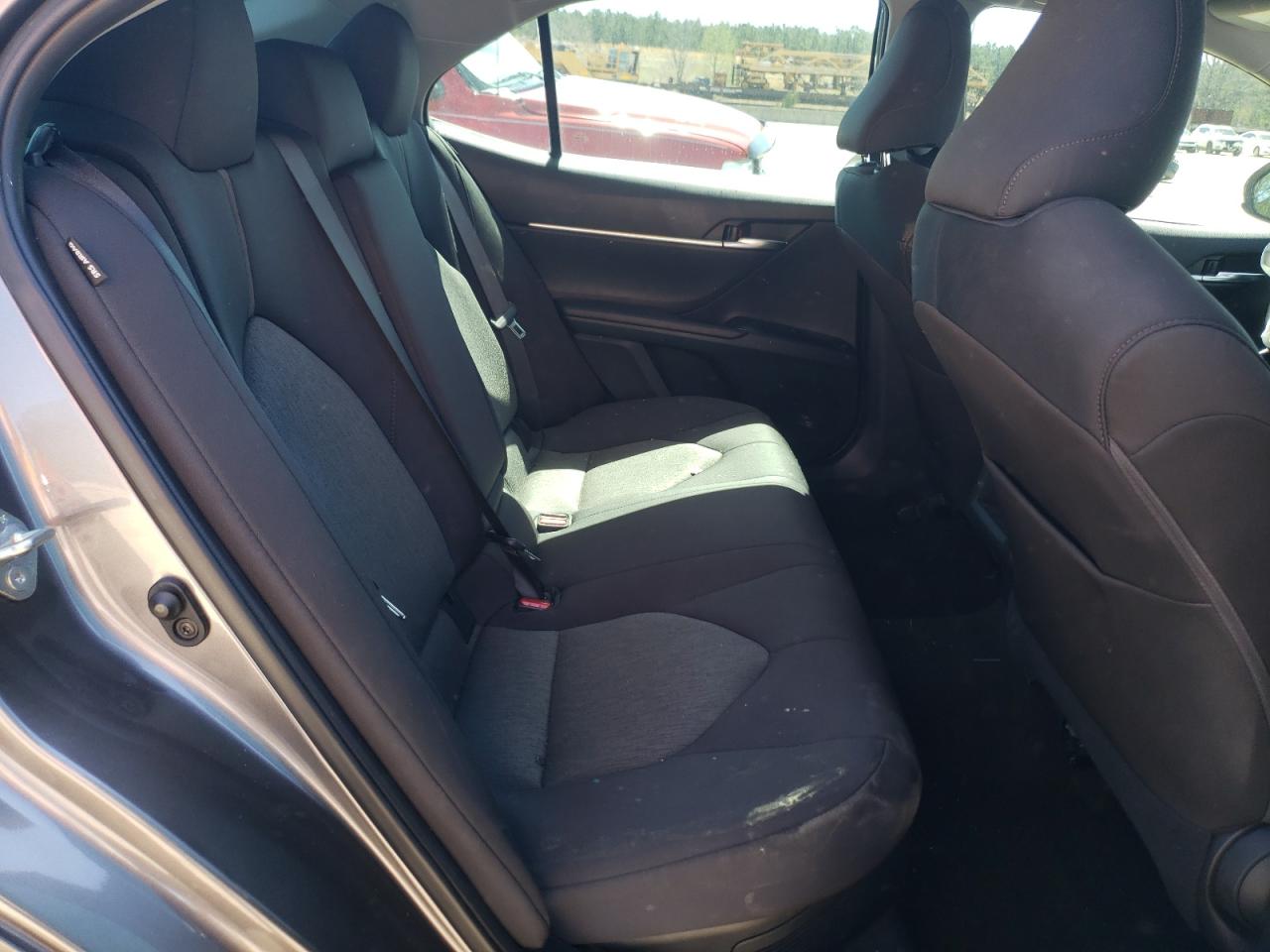 Photo 6 from auction – 2020 TOYOTA CAMRY LE with VIN 4T1C31AK7LU520778