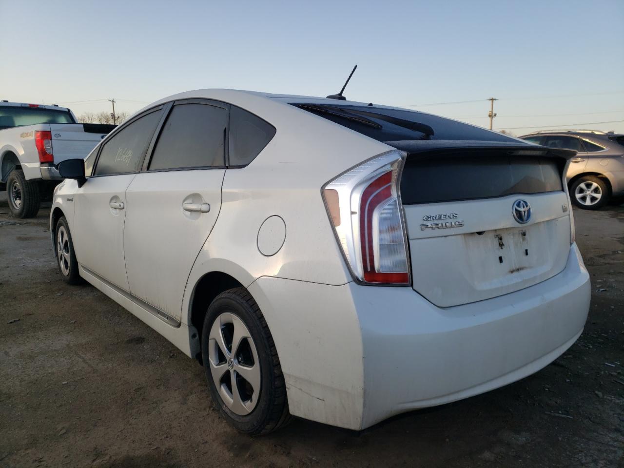 Photo 3 from auction – 2013 TOYOTA PRIUS with VIN JTDKN3DU0D5584983