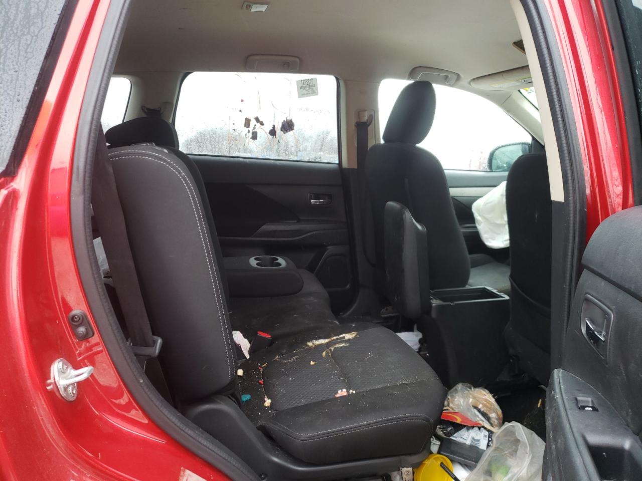 Photo 6 from auction – 2018 MITSUBISHI OUTLANDER with VIN JA4AD2A34JZ043163