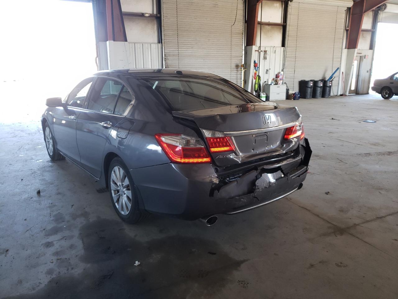 Photo 3 from auction – 2013 HONDA ACCORD EXL with VIN 1HGCR3F83DA033285