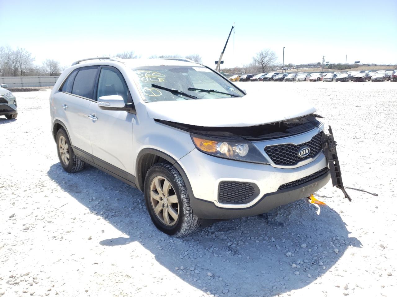 KIA SORENTO LX 2013 with VIN 5XYKT4A26DG369775 - Photo from auction