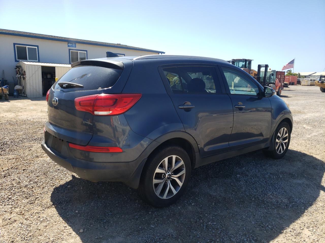 Photo 4 from auction – 2014 KIA SPORTAGE B with VIN KNDPB3AC2E7582166