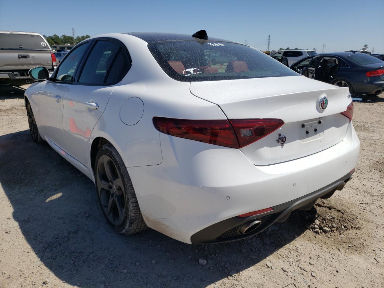 Photo 3 from auction – 2018 ALFA ROMEO GIULIA with VIN ZARFAEBN3J7566861