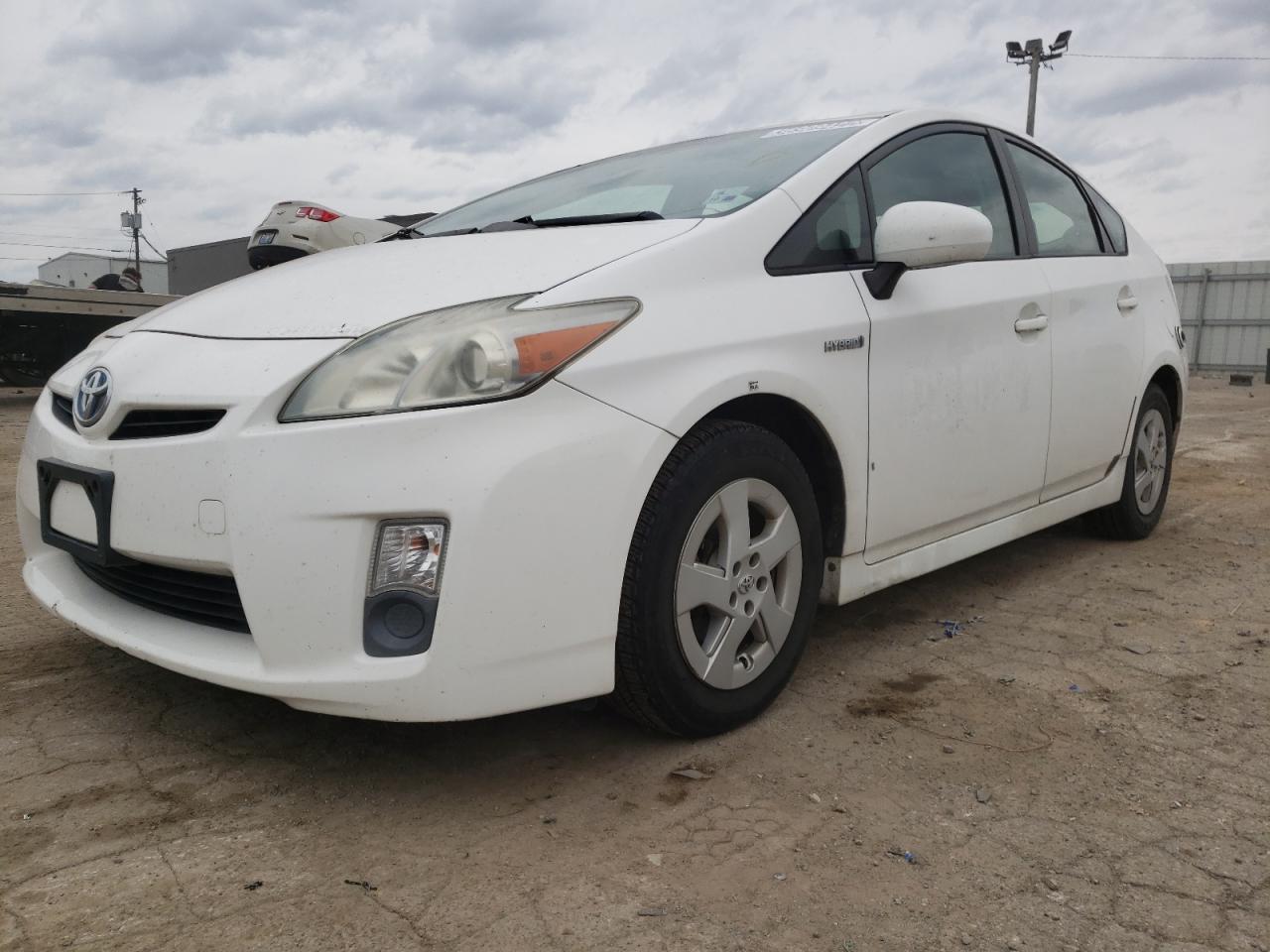 Photo 2 from auction – 2011 TOYOTA PRIUS with VIN JTDKN3DU5B5270601