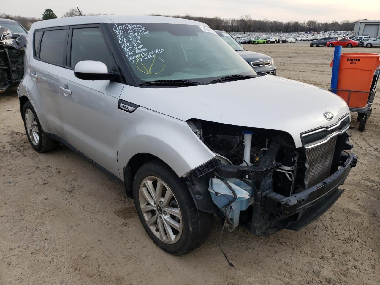 KIA SOUL + 2017 with VIN KNDJP3A5XH7468252 - Photo from auction