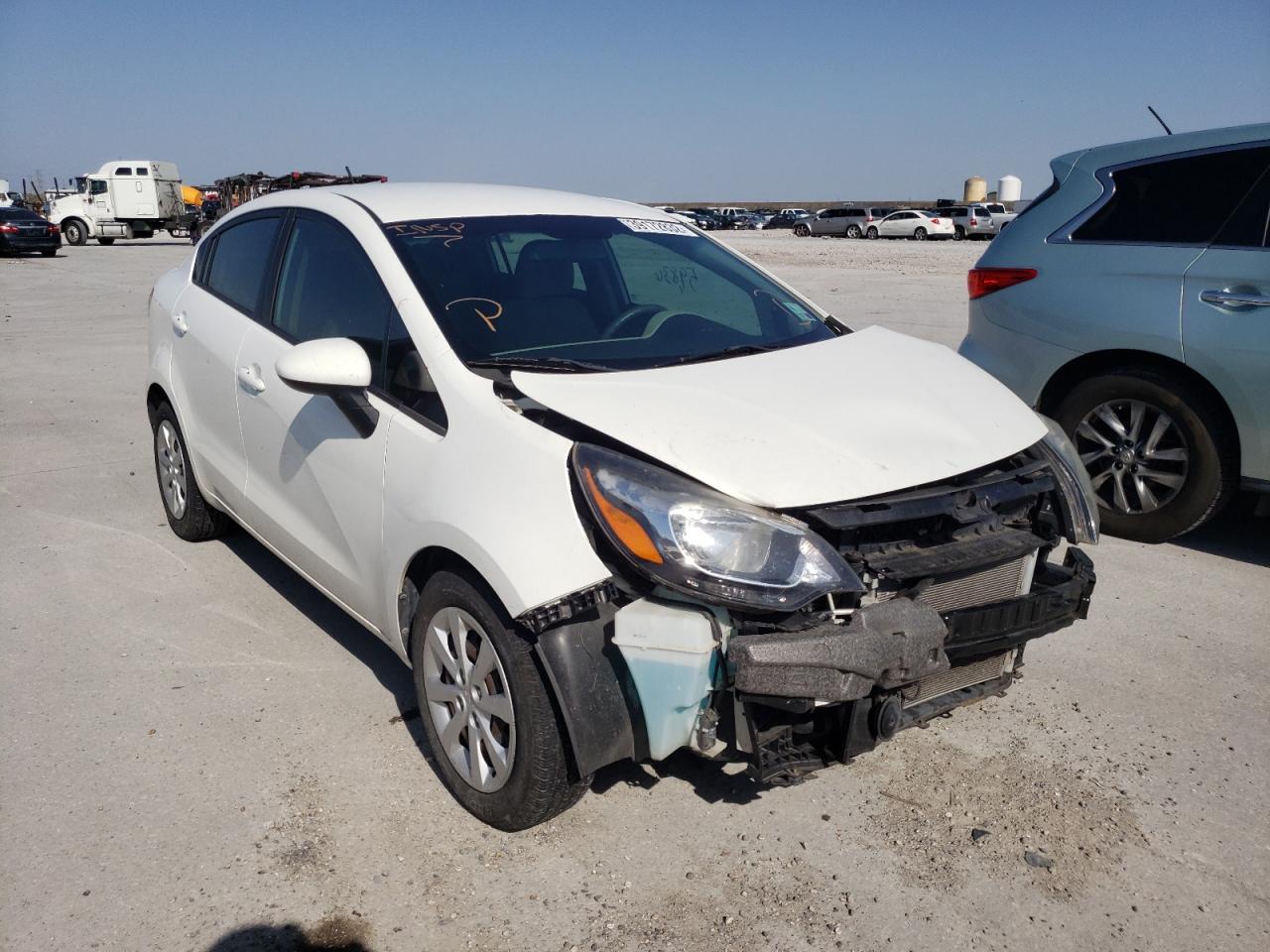 KIA RIO LX 2015 with VIN KNADM4A37F6461043 - Photo from auction