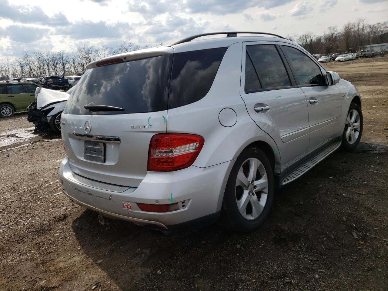 Photo 4 from auction – 2009 MERCEDES-BENZ ML with VIN 4JGBB25E59A495060