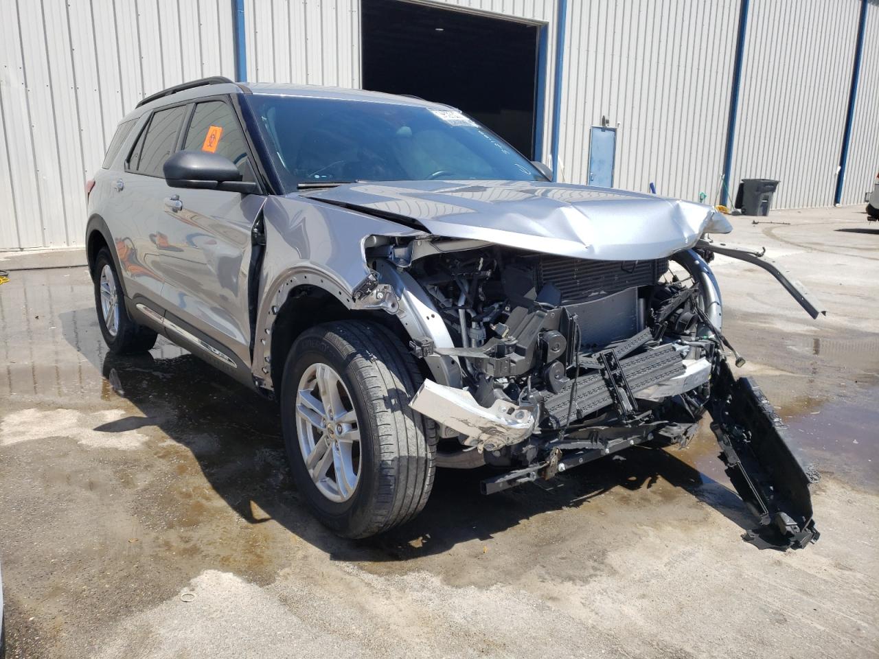 FORD EXPLORER X 2020 with VIN 1FMSK7DH7LGB47693 - Photo from auction